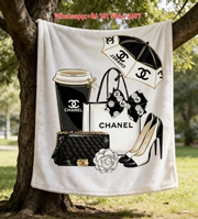 Chanel Fashion Essentials Flannel Sofa Throw Blanket IMG_6731